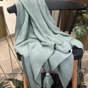 Super Soft & Breathable Throw